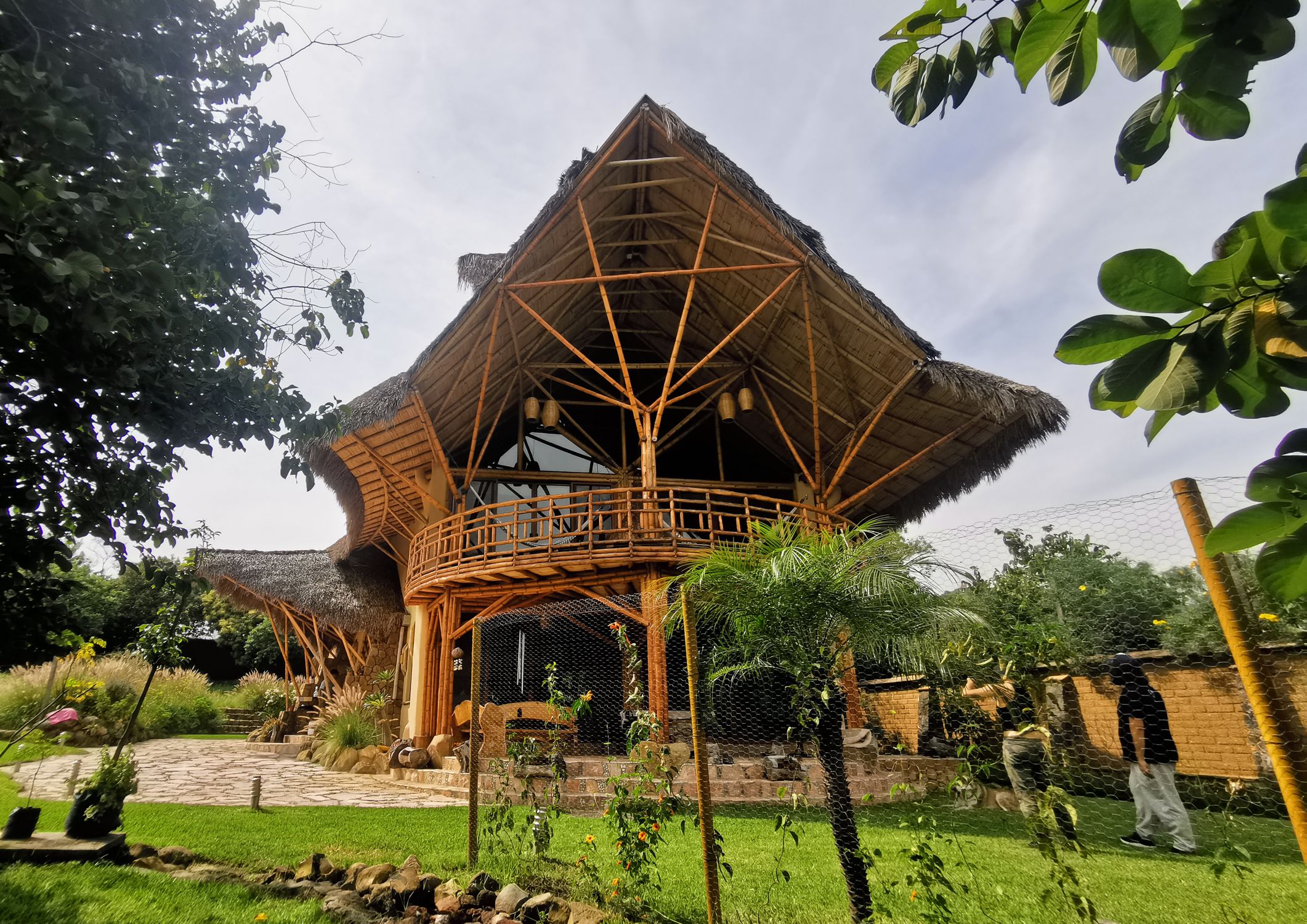 casa ecológica de bambú